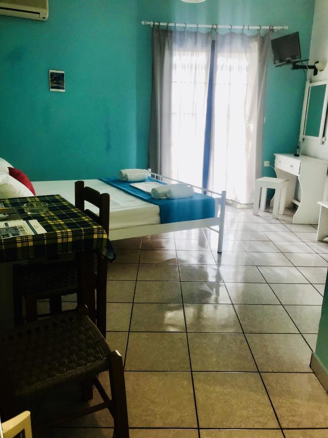 Contaratos Holiday Lettings Livadi (Kythira) Exterior foto